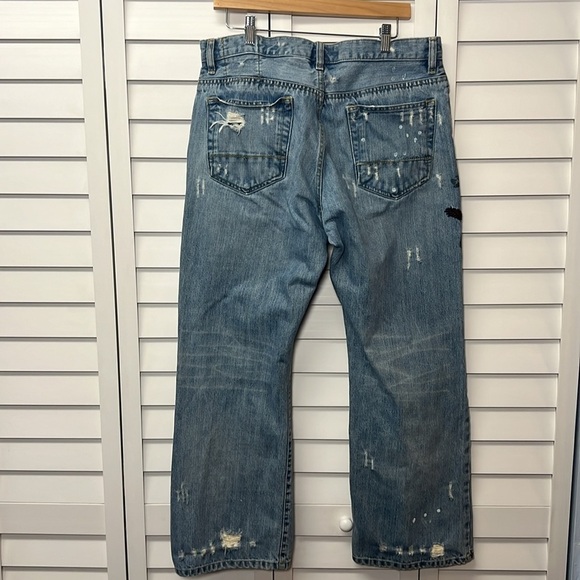 Old Navy Vintage Bootcut Embroidered Birds Distressed Button Fly Jeans Size 34 - Picture 7 of 12
